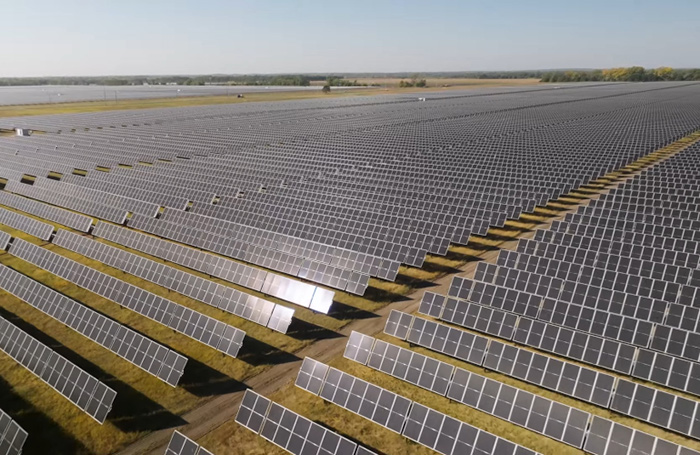 The Minnesota Solar Project will replace the soon-to-be-retired coal-fired power plant, reaching 710 megawatts