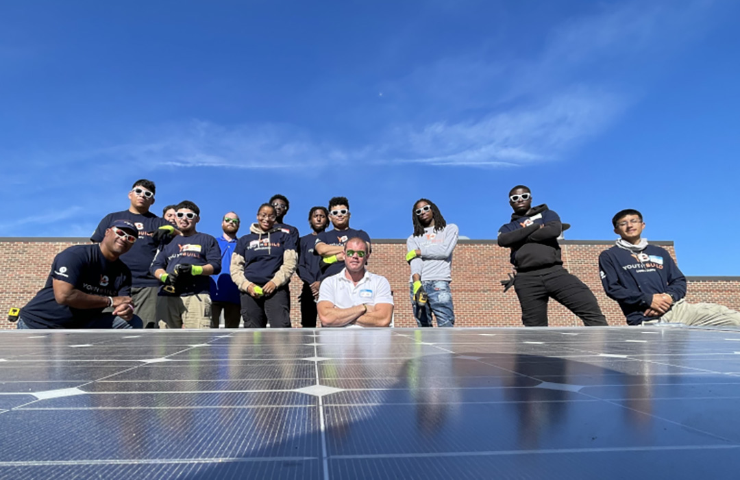 Tianhe Solar donates solar panels to YouthBuild project