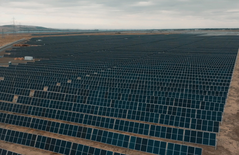 Avangrid completes mechanical installation of 166 megawatt watt solar project in Oregon