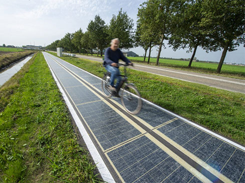 Solar-powered bicycle lanes put into use in the Netherlands